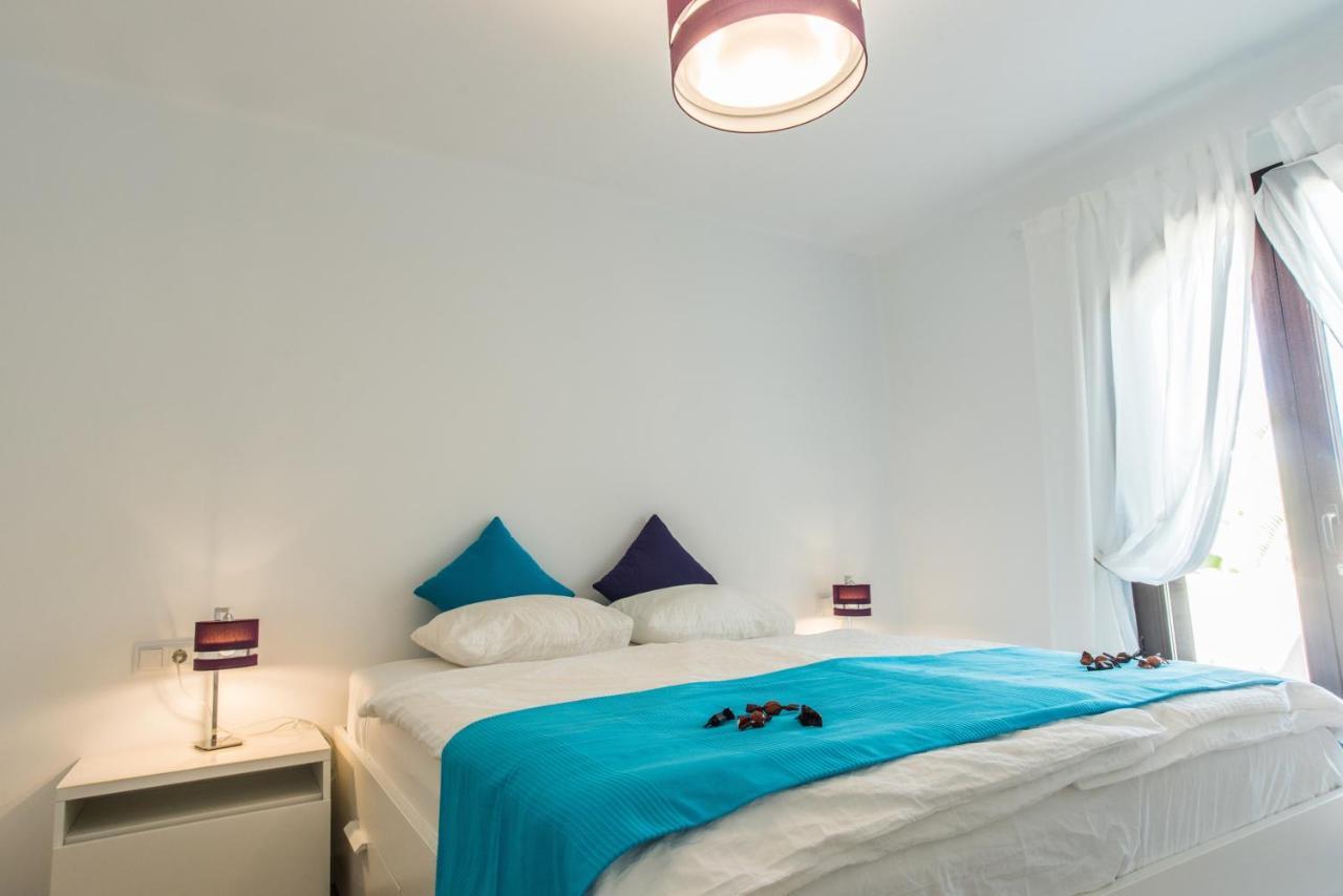 Luxurioese Und Grossraeumige Villa Mit Community Pool, Sicht Auf Das Mittelmeer Sowie Dem Mar Menor, La Manga Club Atamaría 외부 사진