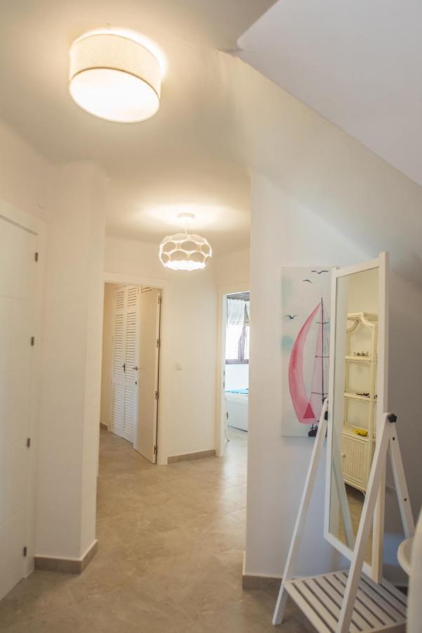 Luxurioese Und Grossraeumige Villa Mit Community Pool, Sicht Auf Das Mittelmeer Sowie Dem Mar Menor, La Manga Club Atamaría 외부 사진