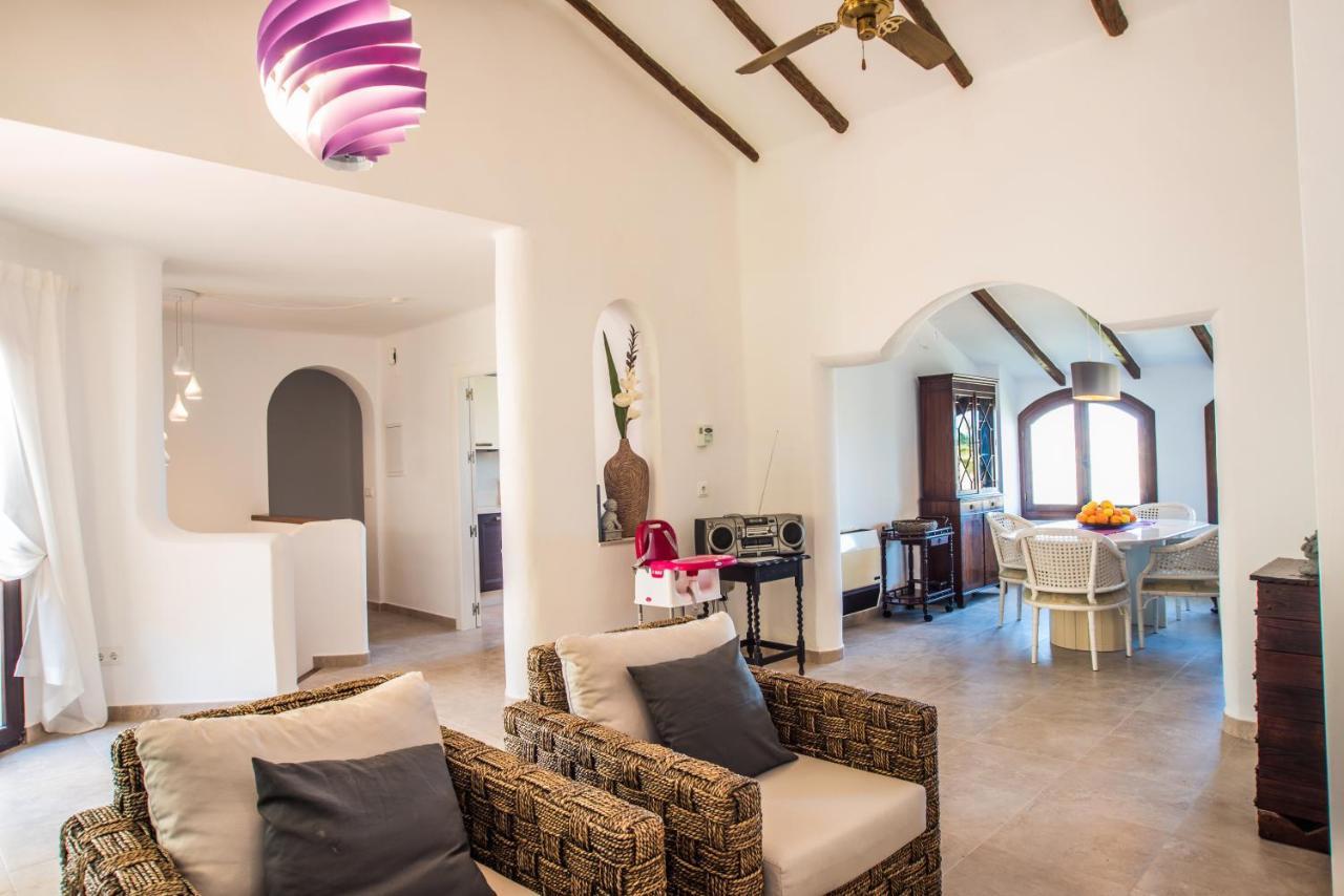 Luxurioese Und Grossraeumige Villa Mit Community Pool, Sicht Auf Das Mittelmeer Sowie Dem Mar Menor, La Manga Club Atamaría 외부 사진