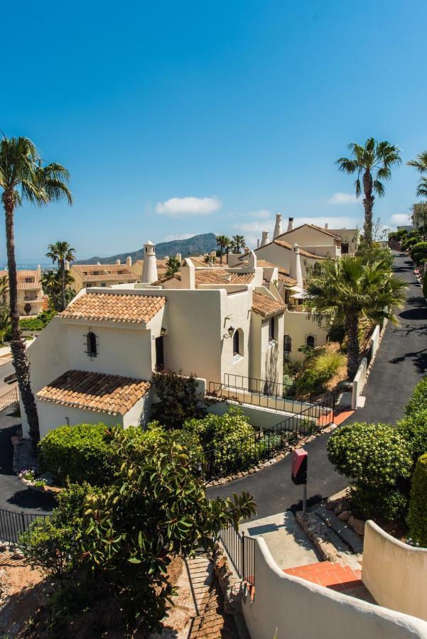 Luxurioese Und Grossraeumige Villa Mit Community Pool, Sicht Auf Das Mittelmeer Sowie Dem Mar Menor, La Manga Club Atamaría 외부 사진