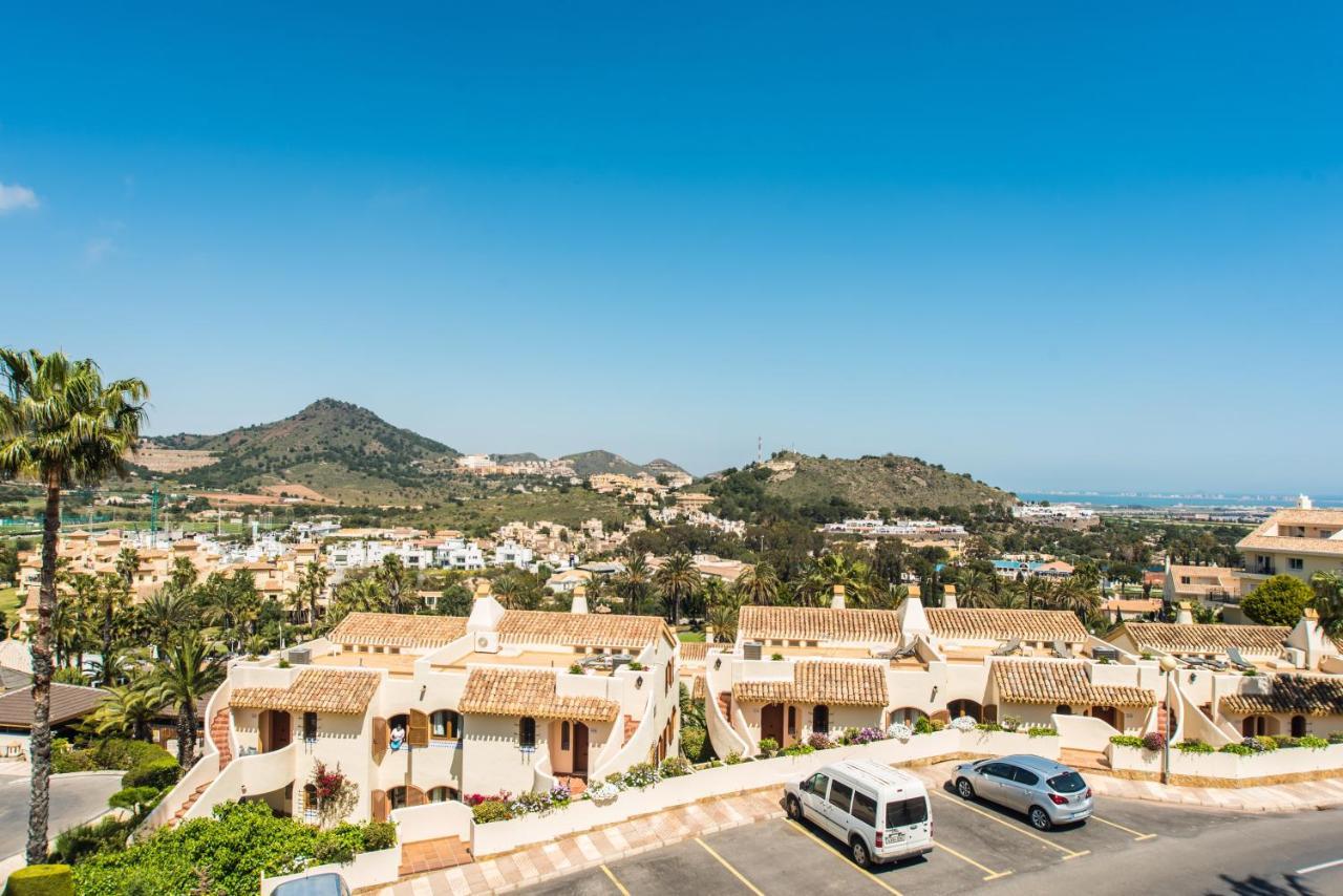 Luxurioese Und Grossraeumige Villa Mit Community Pool, Sicht Auf Das Mittelmeer Sowie Dem Mar Menor, La Manga Club Atamaría 외부 사진